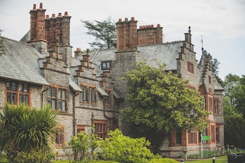 caer rhun hall hotel