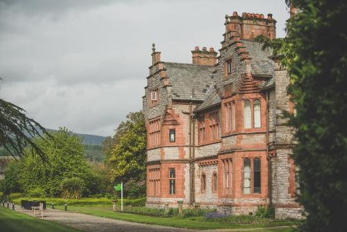 caer rhun hall hotel