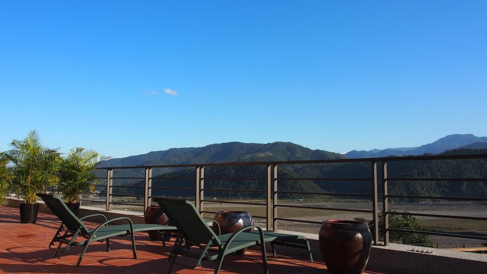Sun Hola Villa,New Taipei City>>Datong,3 star