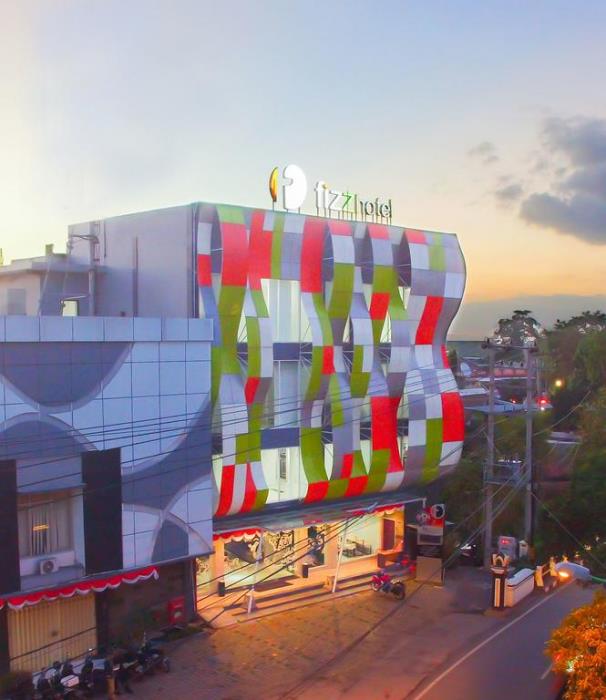 fizz hotel lombok