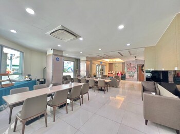 beauty trip hotel