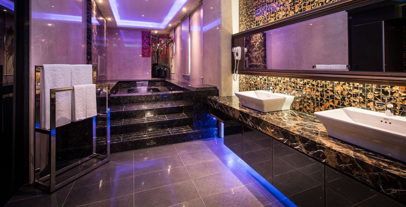 forbidden city motel