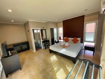 bluewhale home samui