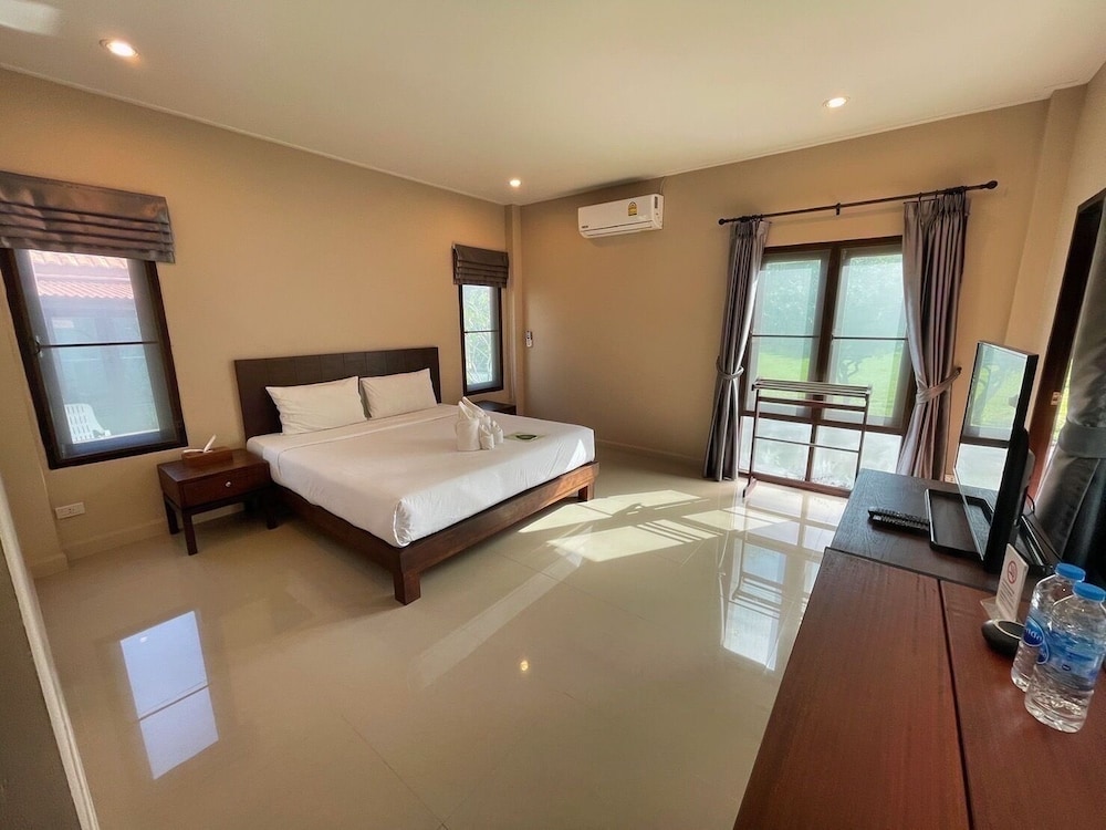 bluewhale home samui