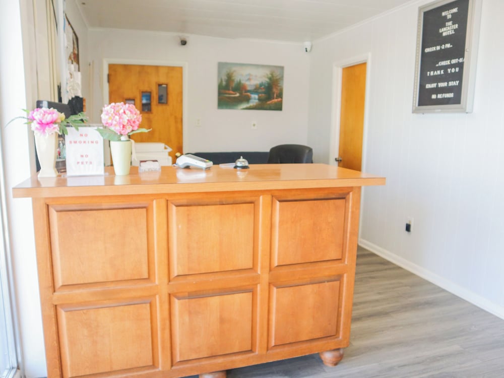 the lancaster motel by oyo ronks near paradise