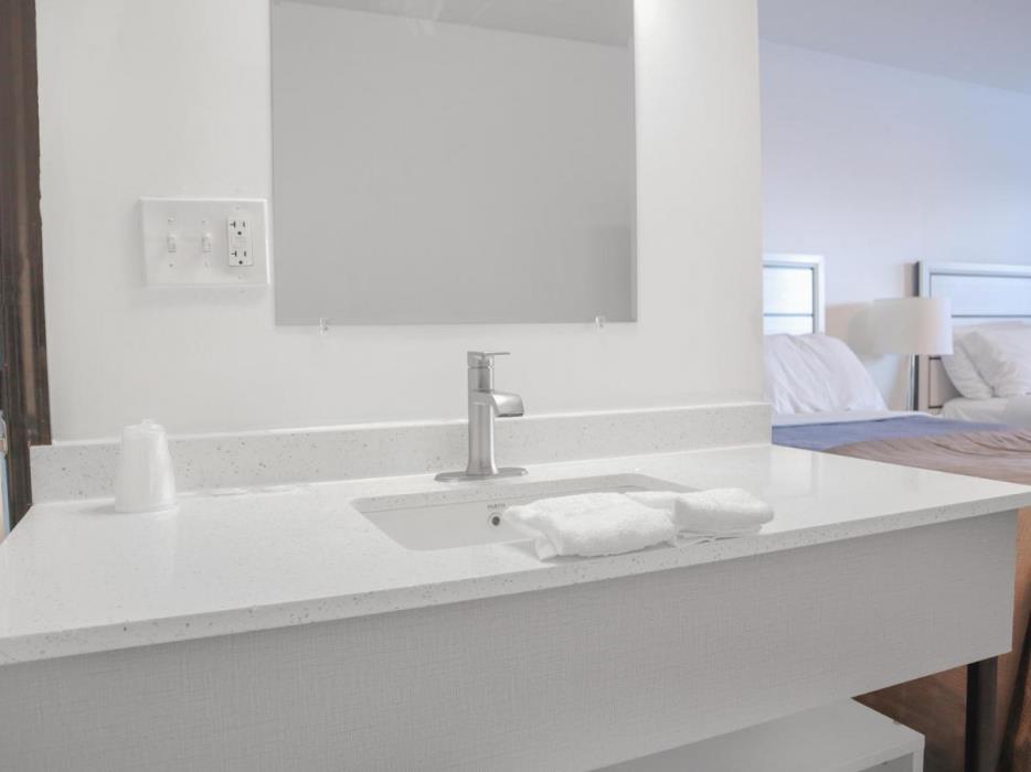 the lancaster motel by oyo ronks near paradise
