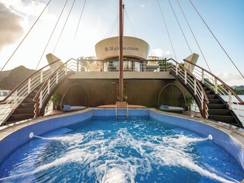 rosa cruise