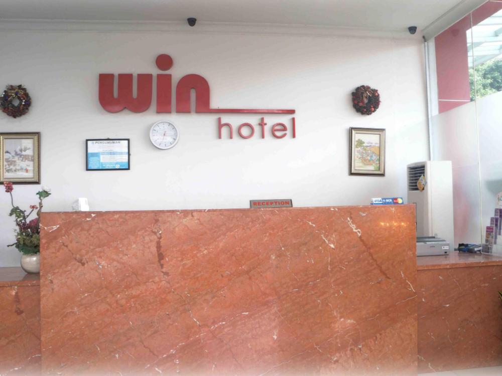win hotel blok m