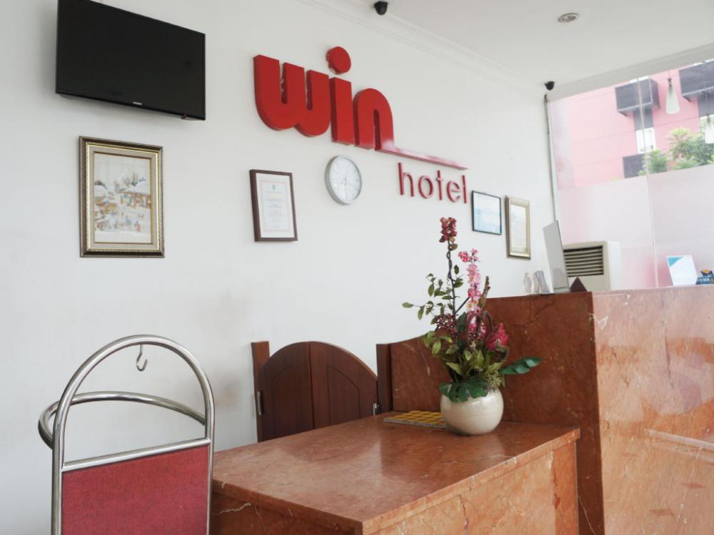 win hotel blok m