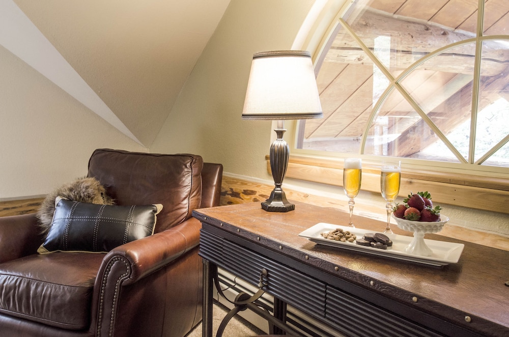 the silver lake lodge adults only