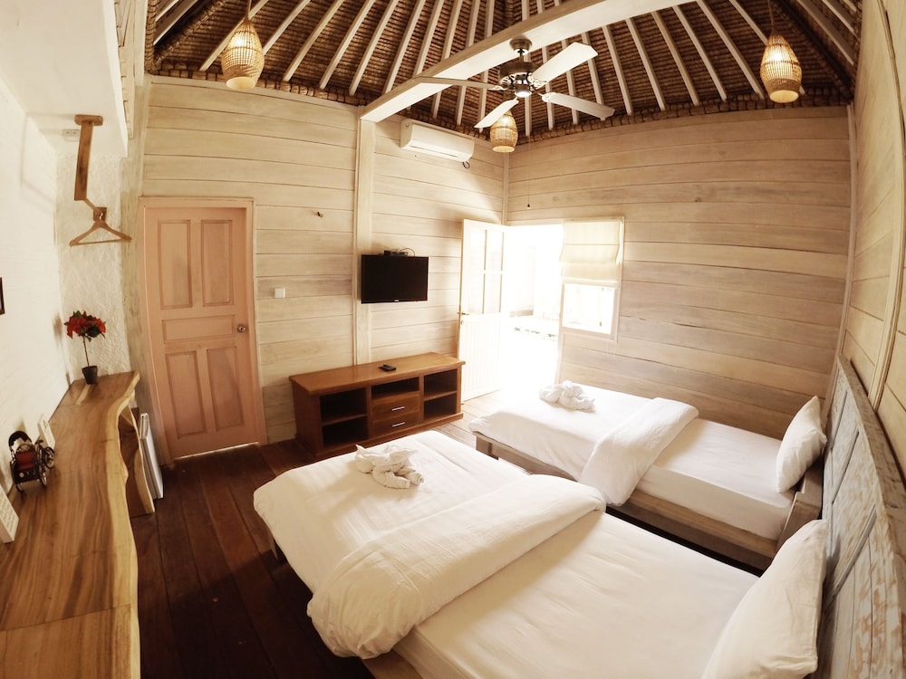 gili breeze tropical bungalows
