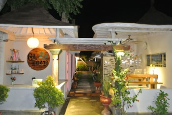 gili breeze tropical bungalows