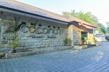 coconut boutique resort