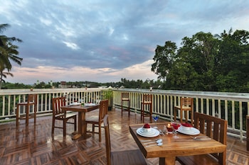 coconut boutique resort