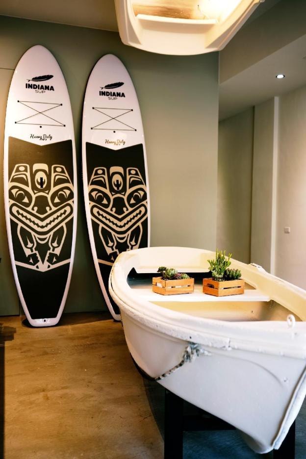 sun moon lake 5boat bandb