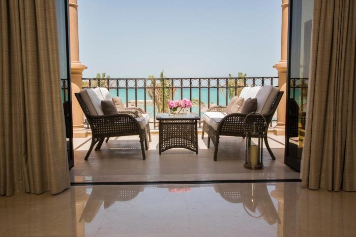 intercontinental doha residences by ihg