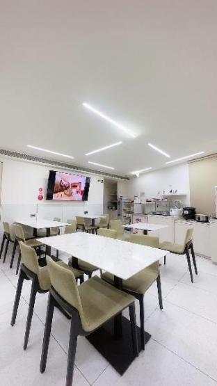 orient luxury villa motel