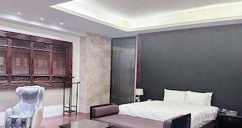 orient luxury villa motel