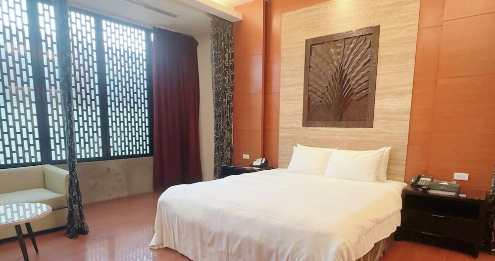 orient luxury villa motel