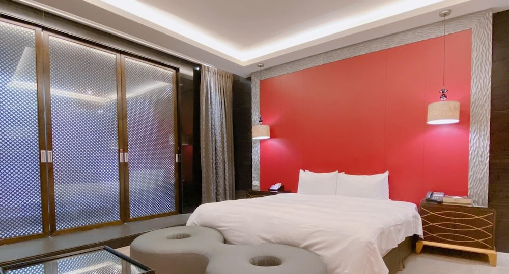 orient luxury villa motel