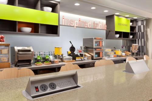 home2 suites by hilton el paso airport tx