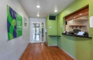 Extended Stay America Select Suites - Lake Worth,Near Lake Worth Playhouse,3 star