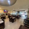 malee house and restaurant