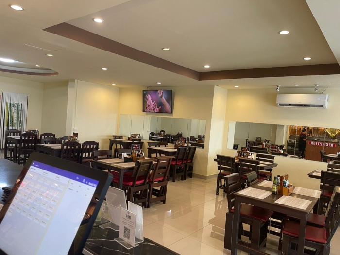 malee house and restaurant