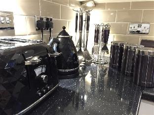 live in leeds nazarene apartments