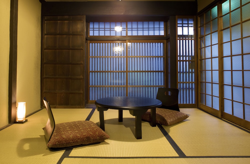 demizu machiya adults only