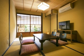 demizu machiya adults only