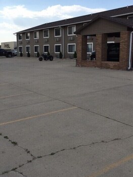clarion hometown inn