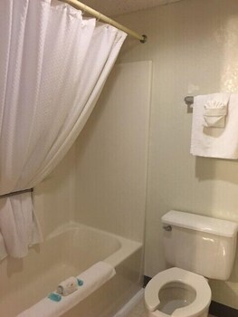 clarion hometown inn
