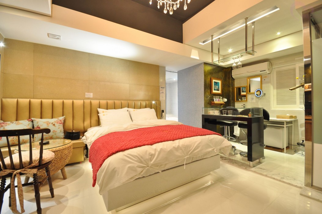 february hotel apsan