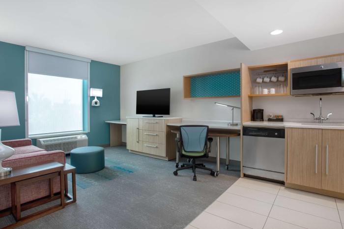home2 suites by hilton destin