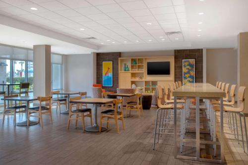 home2 suites by hilton destin