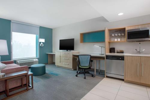 home2 suites by hilton destin