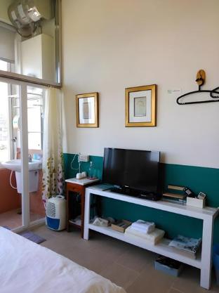 Sea Cafe Bed And Breakfast,,3 star