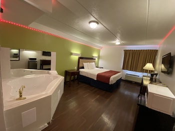 skylight inn cleveland willoughby