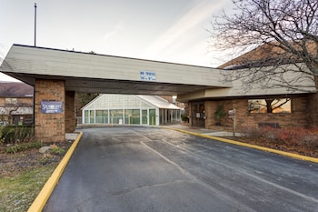 Skylight Inn Cleveland - Willoughby,In Willoughby,3 star