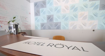 hotel royal