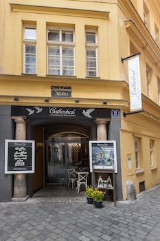 cathedral prague apartments