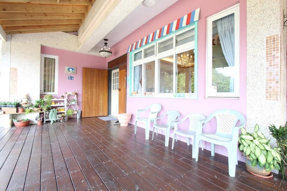 bear meets moose bed and breakfast