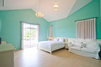 bear meets moose bed and breakfast