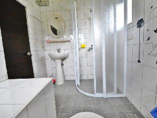 df park space hostel