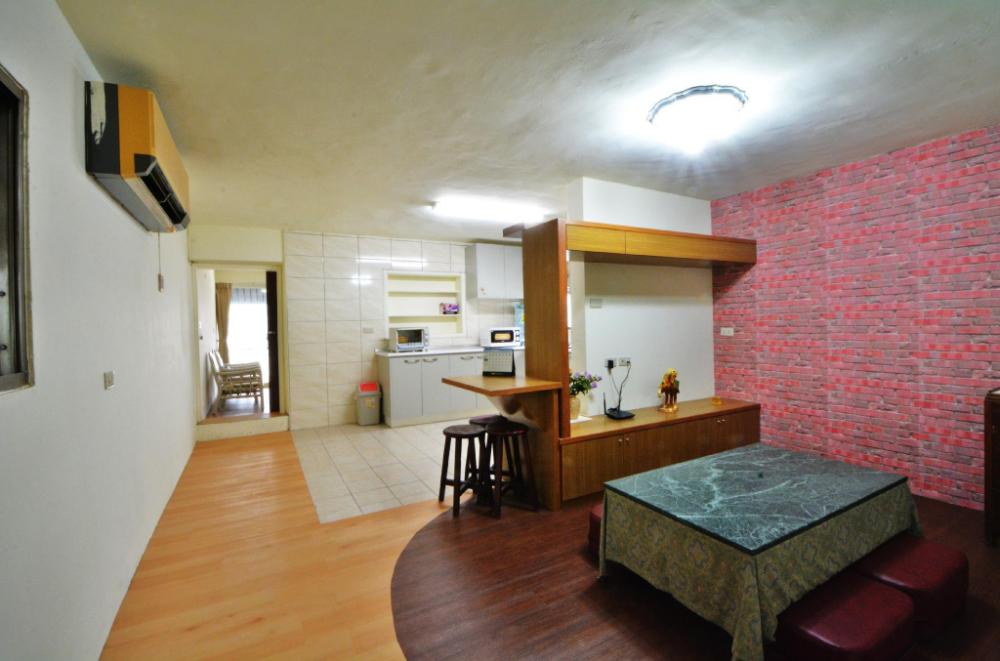 df park space hostel