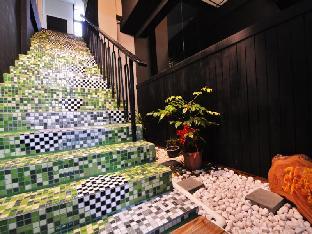 df park space hostel