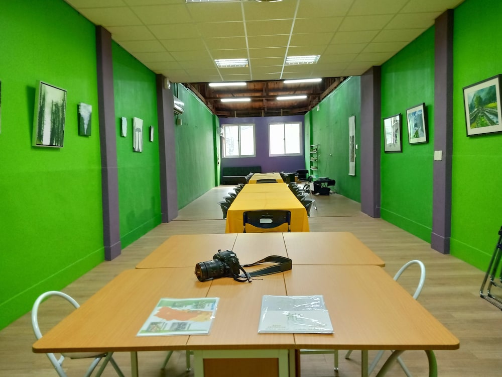 df park space hostel