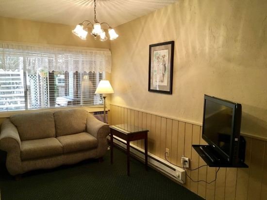 The Wells Hotel,Macon County>>Highlands,3 star