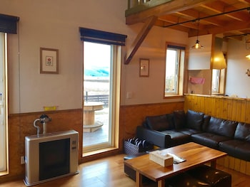 country cottage wakiaiai